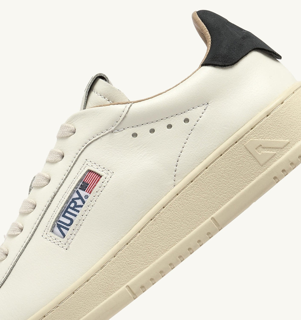 Man DALLAS LOW SNEAKERS IN WHITE AND SPACE LEATHER