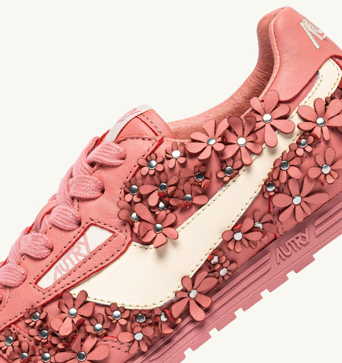 Woman WINDSPIN FLOWERS SNEAKERS IN LOBSTER BISQUE LEATHER