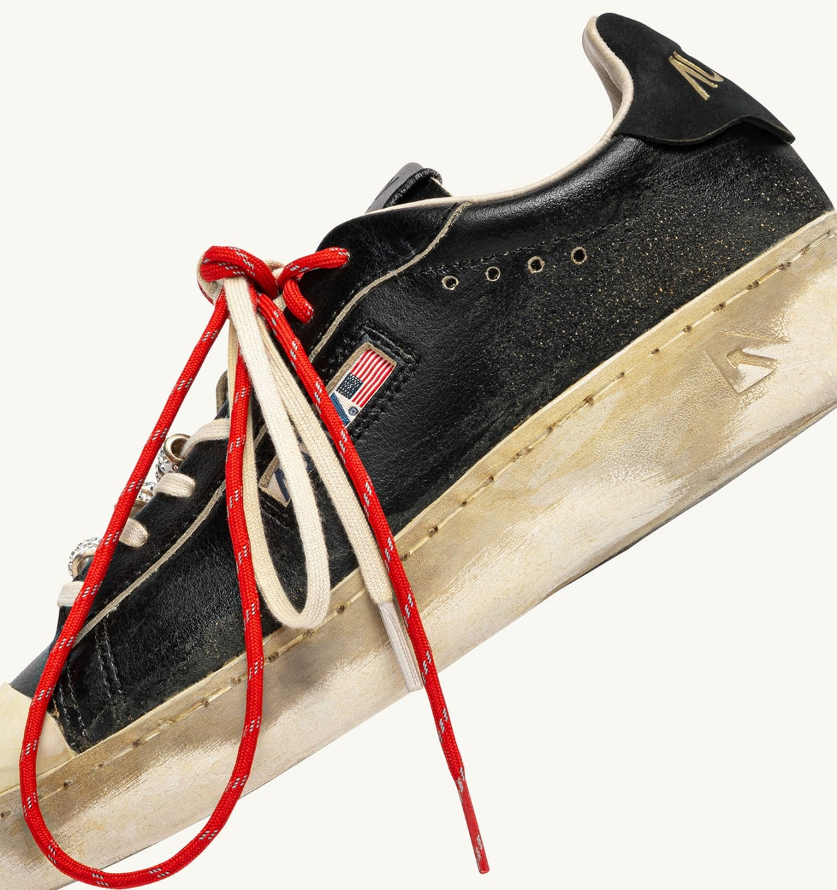 Woman DALLAS LOW SUPER VINTAGE SNEAKERS IN BLACK LEATHER