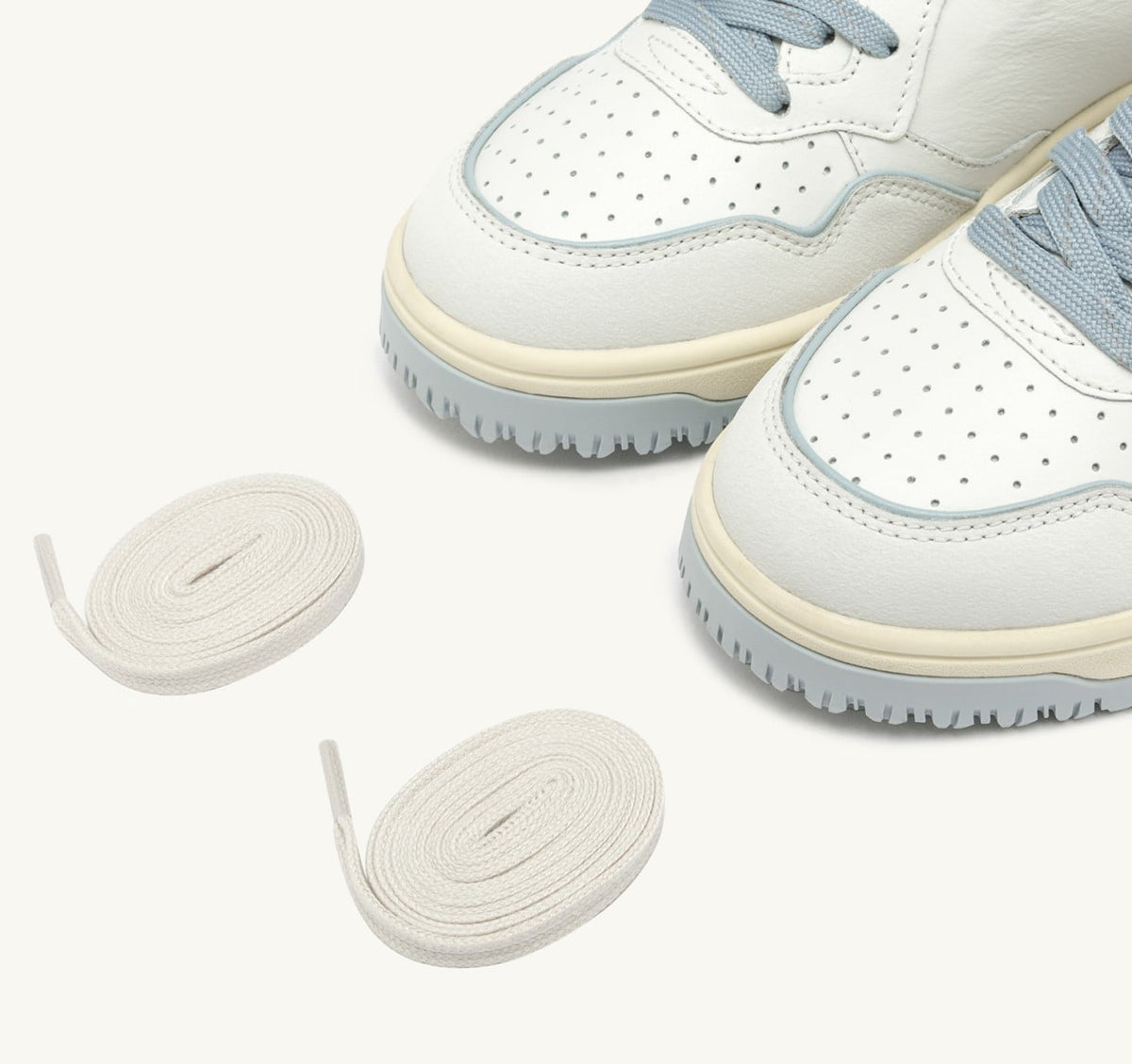 Woman GOLF LOW SNEAKERS IN LEATHER COLOR WHITE AND PEARL BLUE