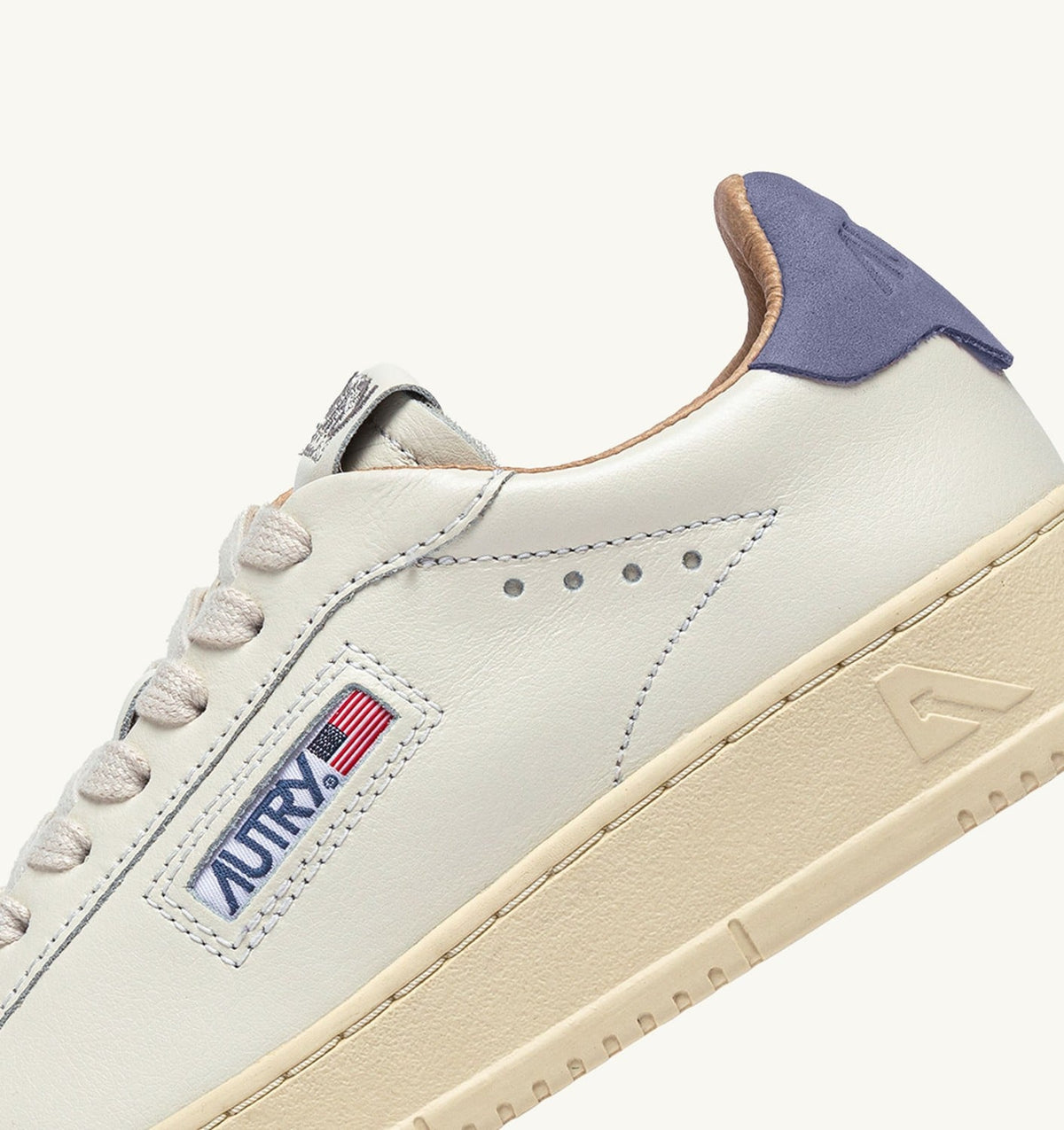 Woman DALLAS LOW SNEAKERS IN MARSHMALLOW AND TEMPEST LEATHER