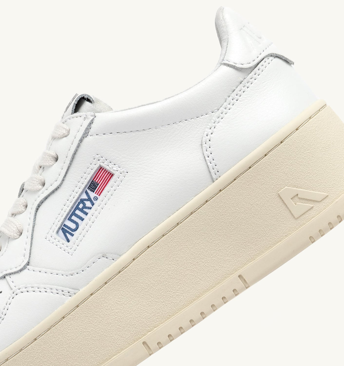 Woman MEDALIST PLATFORM SNEAKERS IN WHITE LEATHER