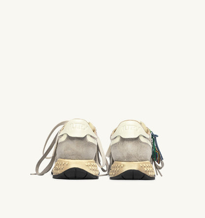 Woman REELWIND SUPER VINTAGE SNEAKERS IN WOODSMOKE AND WHITE SUEDE AND NYLON
