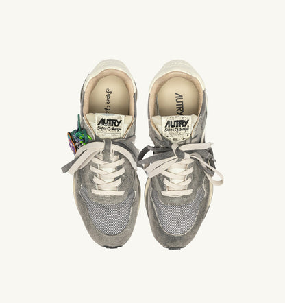 Woman REELWIND SUPER VINTAGE SNEAKERS IN WHITE AND BLACK SUEDE AND NYLON