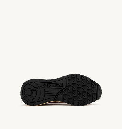 Woman REELWIND LOW SNEAKERS IN NYLON SUEDE AND LEATHER COLOR ROSE AND DESERT SAND