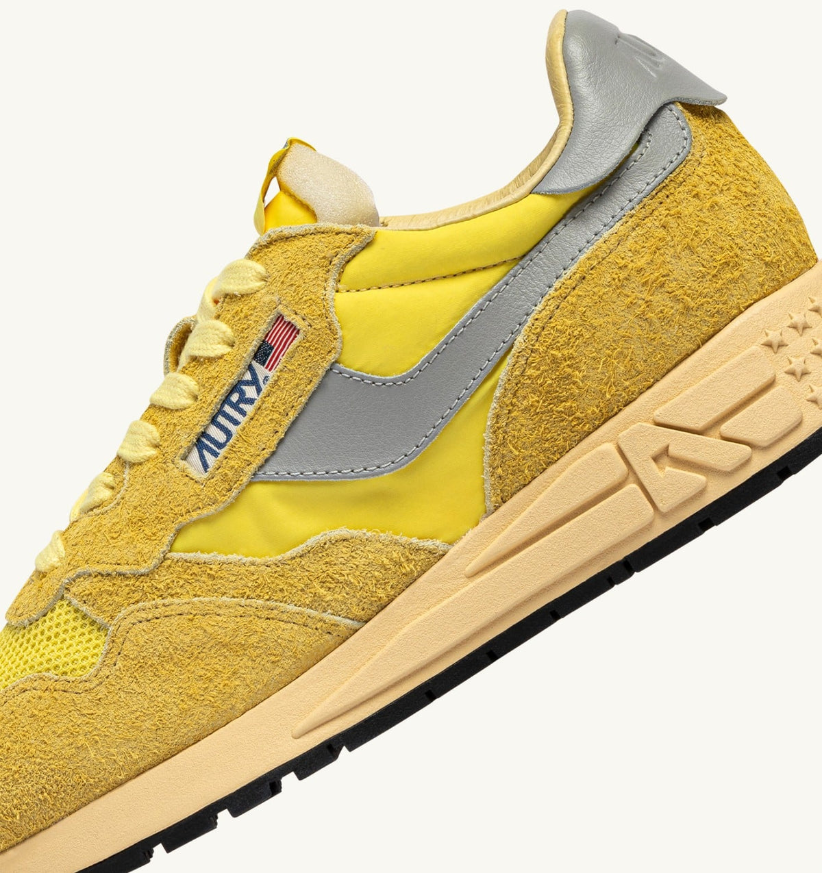 Woman REELWIND LOW SNEAKERS IN POPCORN AND VAPOR NYLON AND SUEDE