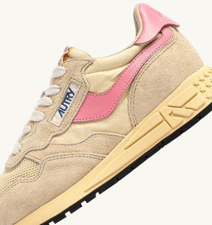 Woman REELWIND LOW SNEAKERS IN ECRU AND GERANIUM PINK NYLON AND SUEDE