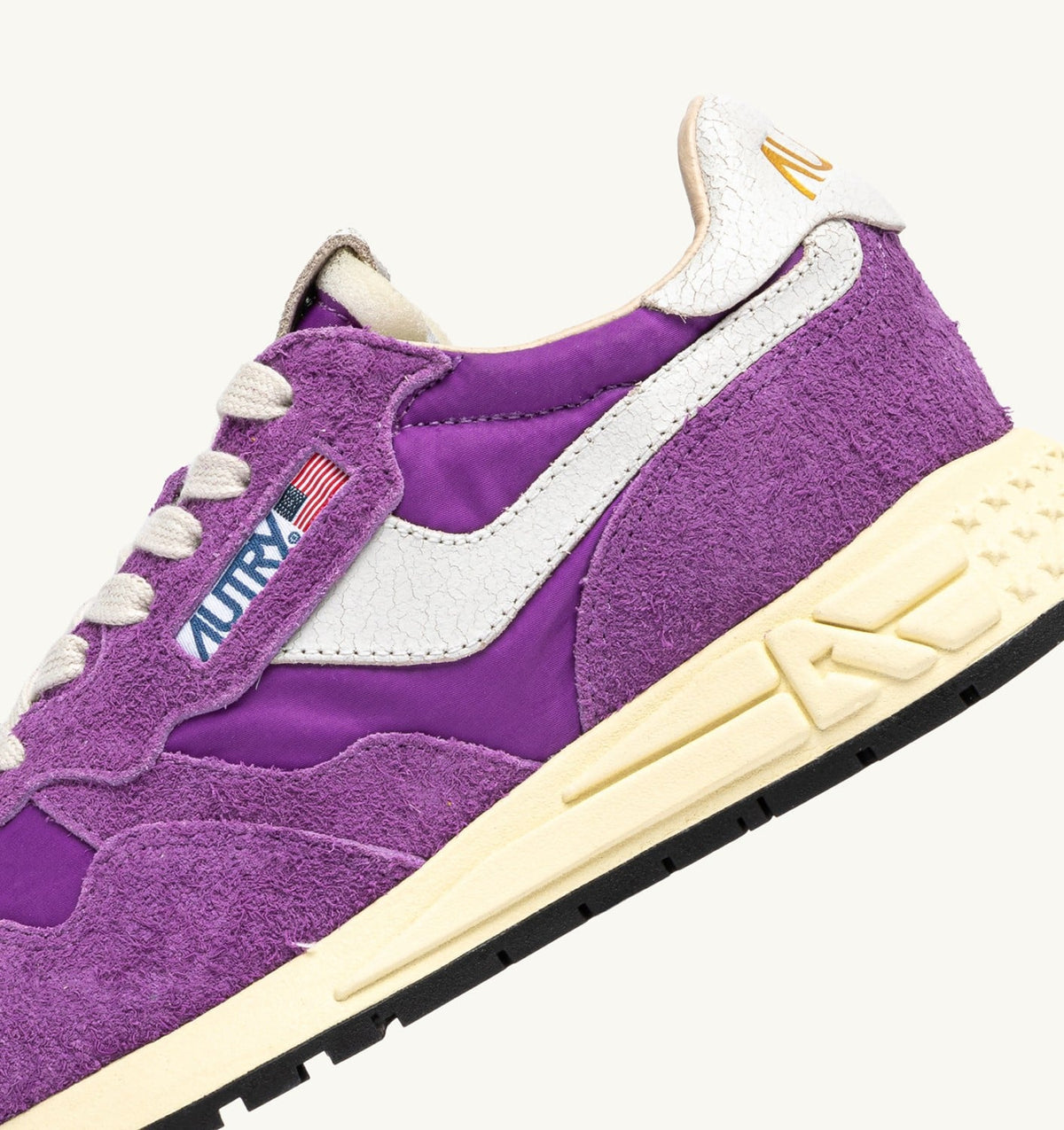 Woman REELWIND LOW SNEAKERS IN WHITE AND DEWBERRY NYLON AND SUEDE