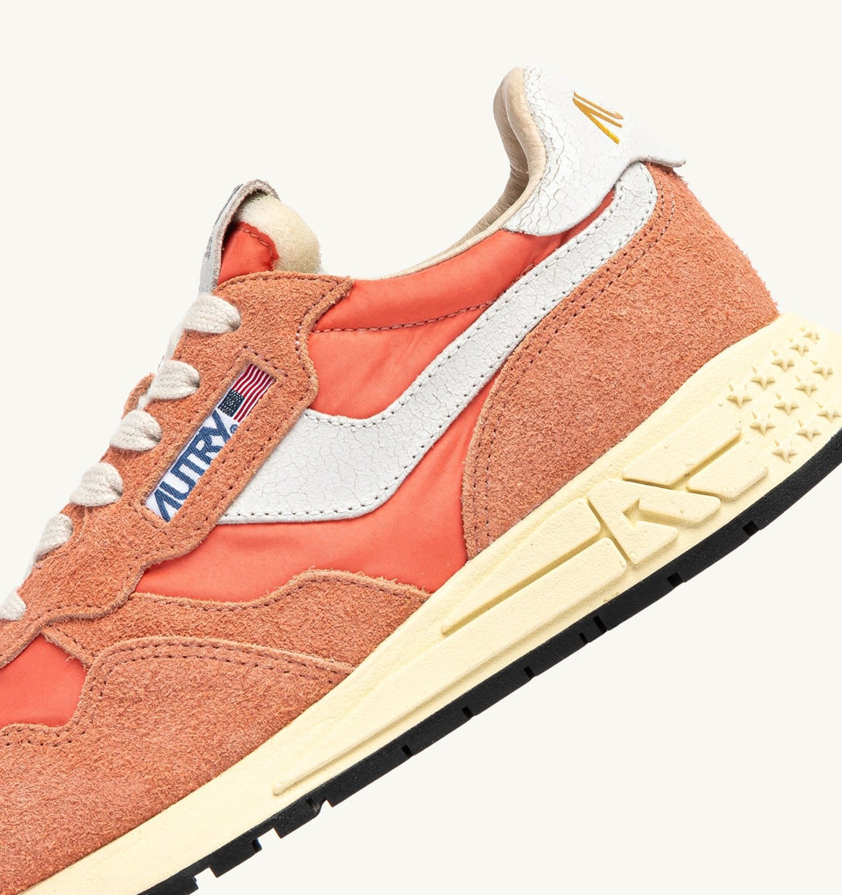 Woman REELWIND LOW SNEAKERS IN WHITE AND PEACH PINK NYLON AND SUEDE
