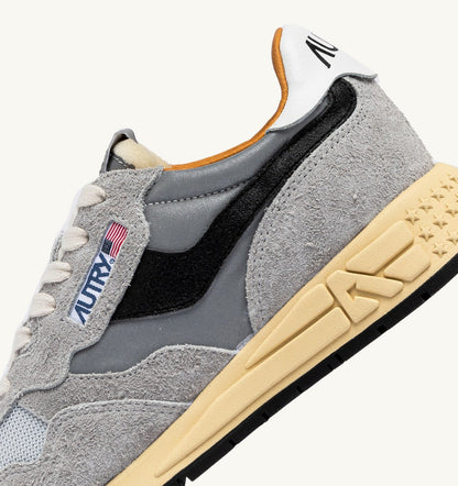 Woman REELWIND LOW SNEAKERS IN SAND SUEDE AND REFLECTIVE NYLON