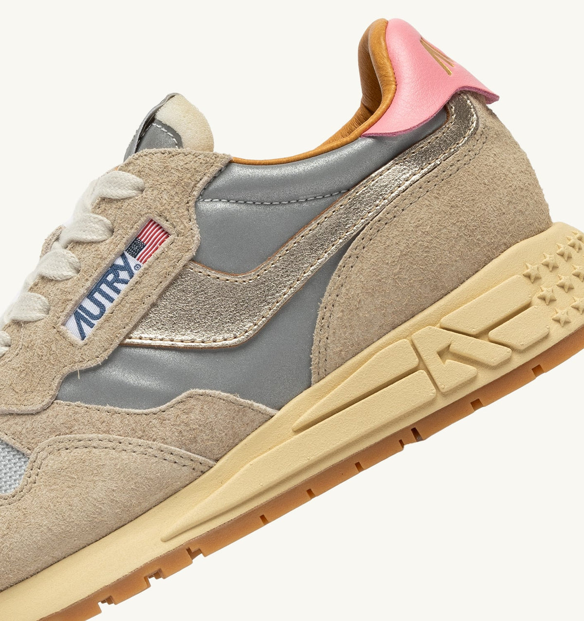 Woman REELWIND LOW SNEAKERS IN REFLECTIVE NYLON AND SUEDE COLOR SILVER PLATINUM