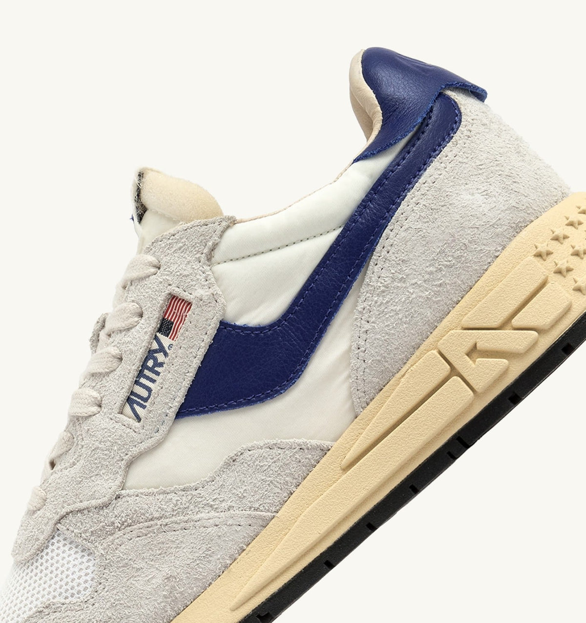 Woman REELWIND LOW SNEAKERS IN NYLON AND SUEDE COLOR WHITE AND LIMOGES