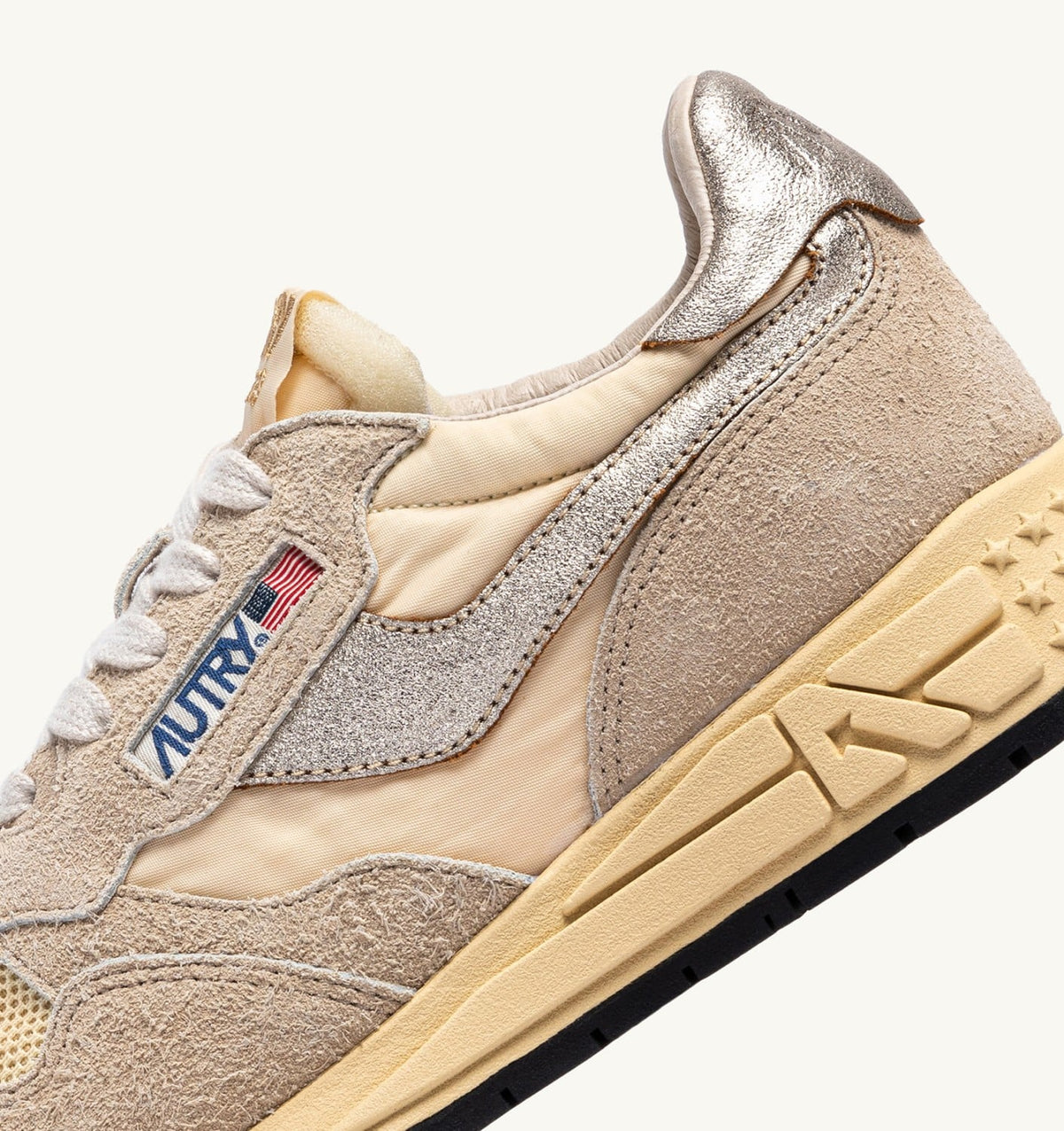 Woman REELWIND LOW SNEAKERS IN NYLON SUEDE AND LEATHER COLOR ECRU AND PLATINUM
