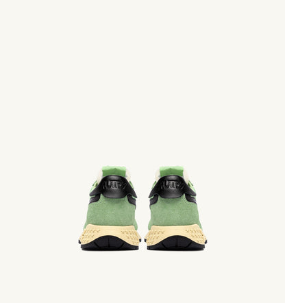 Woman REELWIND LOW SNEAKERS IN PISTACHIO AND BLACK NYLON AND SUEDE