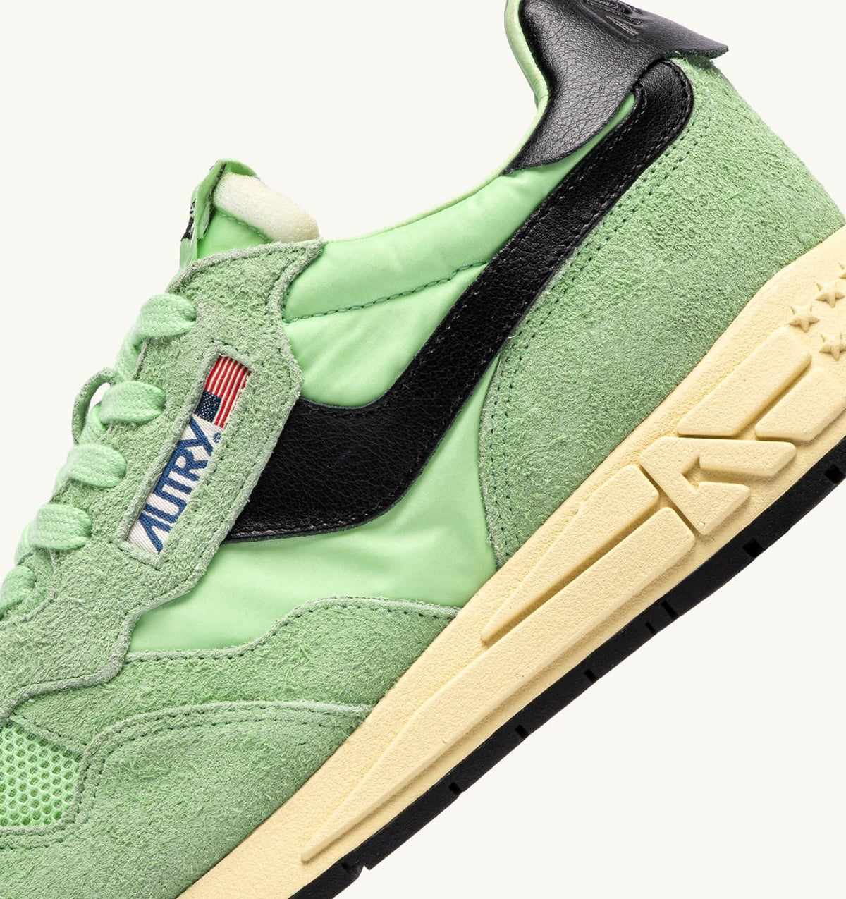 Woman REELWIND LOW SNEAKERS IN PISTACHIO AND BLACK NYLON AND SUEDE