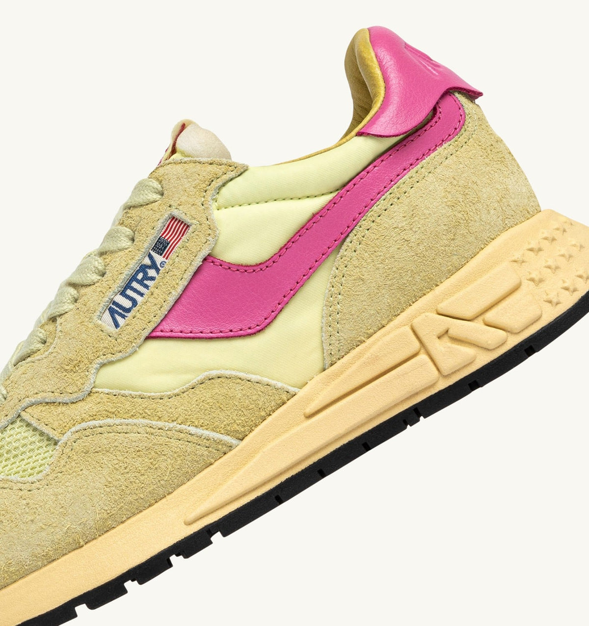 Woman REELWIND LOW SNEAKERS IN STRAW AND CHATEAU ROSE NYLON AND SUEDE
