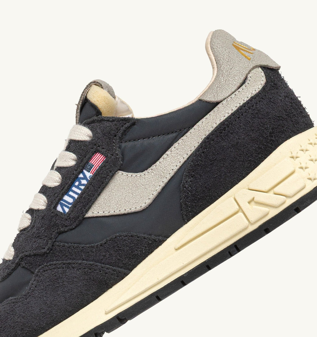 Woman REELWIND LOW SNEAKERS IN BLACK NYLON AND SUEDE