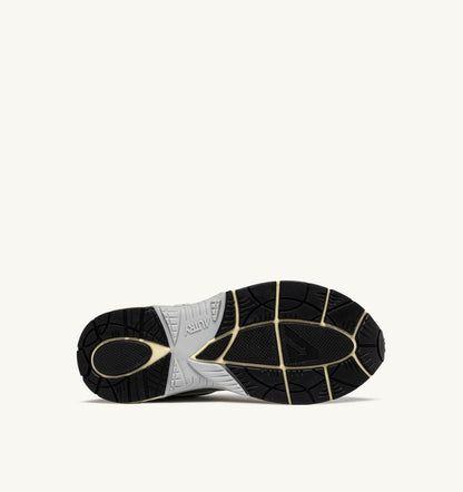 Woman HYPERWAY SNEAKERS IN WHITE SILVER AND BLACK SYNTHETIC LEATHER AND MESH