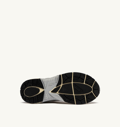 Woman HYPERWAY SNEAKERS IN WHISPER WHITE, PLATINUM AND BLACK SYNTHETIC LEATHER AND MESH