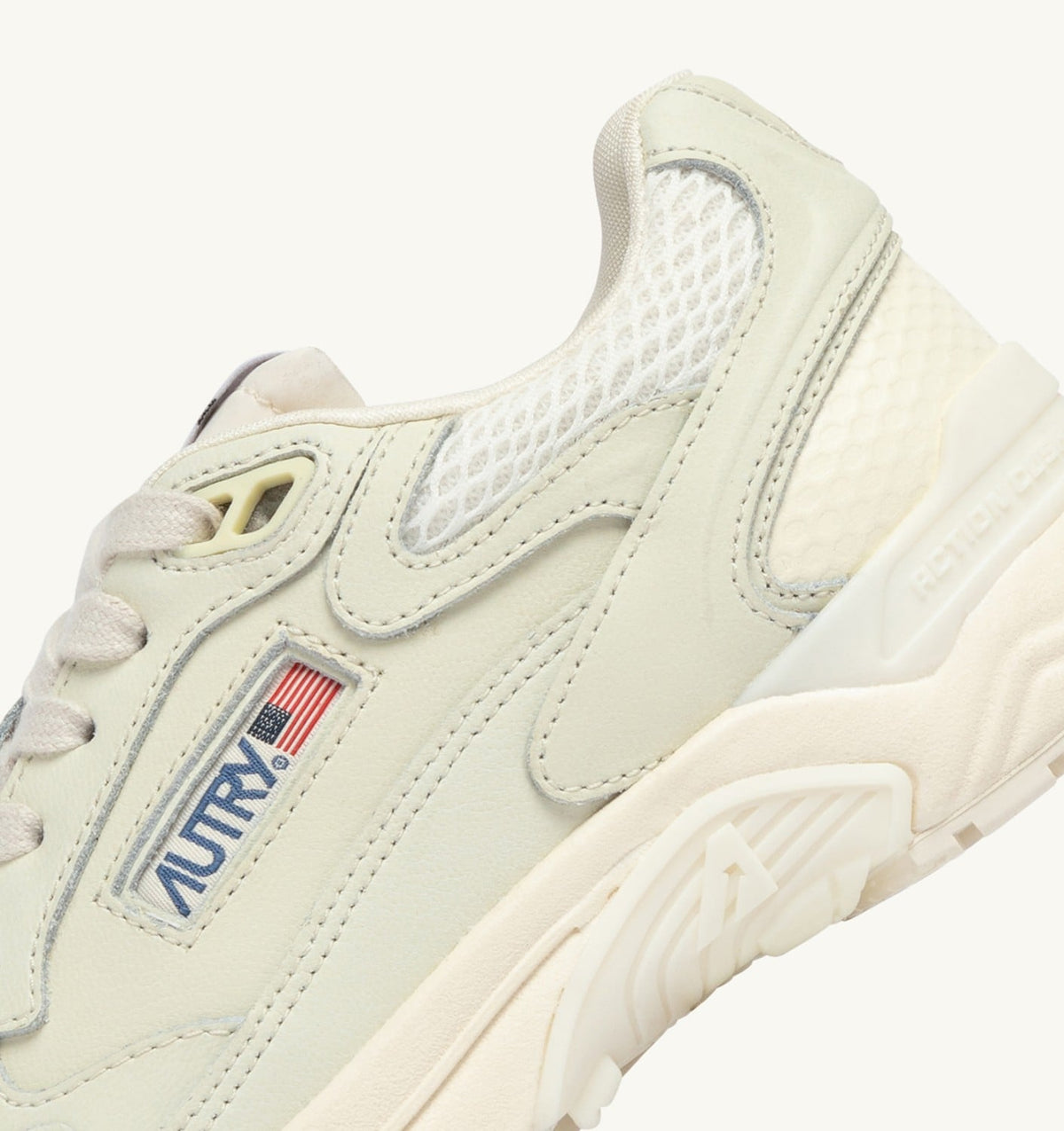 Woman HYPERWAY SNEAKERS IN WHISPER WHITE NAPA LEATHER AND MESH