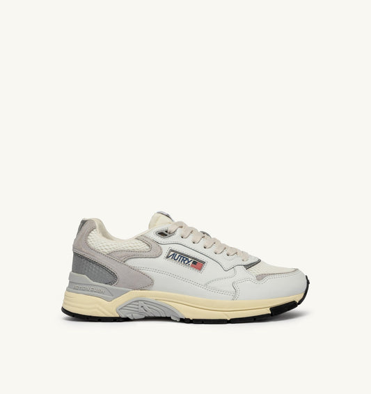 Woman HYPERWAY SNEAKERS IN WHITE AND GRAY LEATHER AND MESH