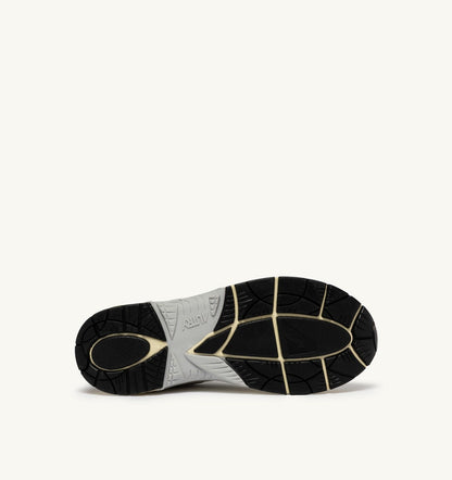 Woman HYPERWAY SNEAKERS IN WHITE AND GRAY LEATHER AND MESH