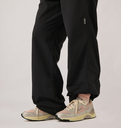 Woman HYPERWAY SNEAKERS IN SILVER, POWDER AND FEATHER GRAY SYNTHETIC LEATHER AND MESH