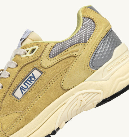 Woman HYPERWAY SNEAKERS IN SOUTHERN MOSS AND SILVER MESH AND SUEDE