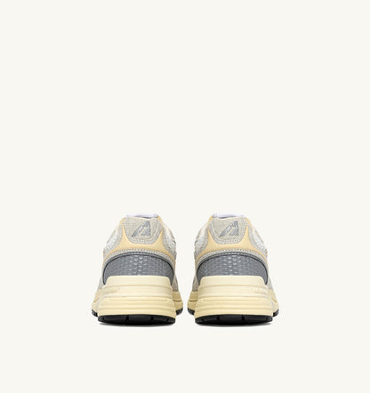 Woman HYPERWAY SNEAKERS IN WHITE MESH AND GLITTER GRAY LEATHER