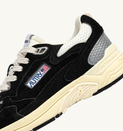 Woman HYPERWAY SNEAKERS IN BLACK AND SILVER-TONE SUEDE AND MESH