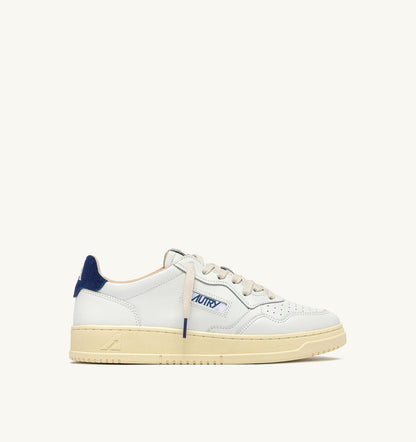 Man MEDALIST LOW SNEAKERS IN WHITE LEATHER AND BLUE DEPTHS SUEDE