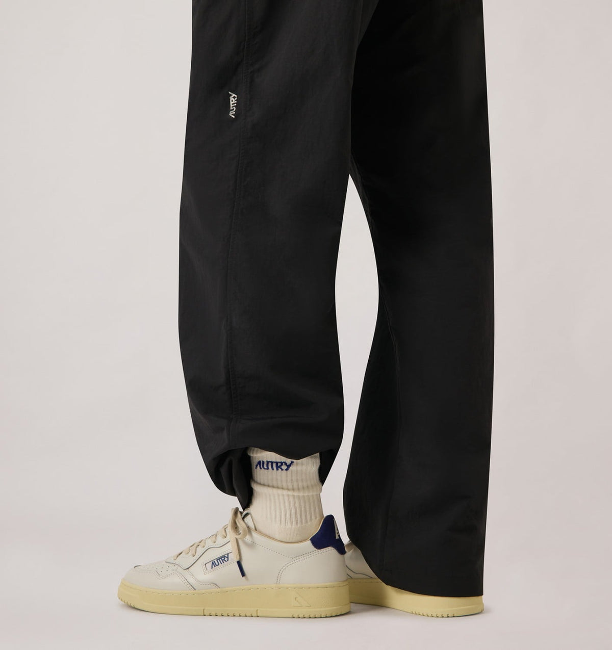 Man MEDALIST LOW SNEAKERS IN WHITE LEATHER AND BLUE DEPTHS SUEDE