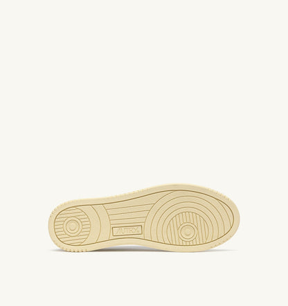 Man MEDALIST LOW SNEAKERS IN WHITE LEATHER AND CLOUD SUEDE