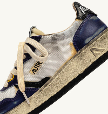Man MEDALIST LOW SUPER VINTAGE SNEAKERS IN WHITE AND TANZANITE LEATHER AND DRAGON MESH