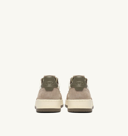 Man MEDALIST LOW SNEAKERS IN COVERT GREEN AND LICORICE LEATHER AND SUEDE