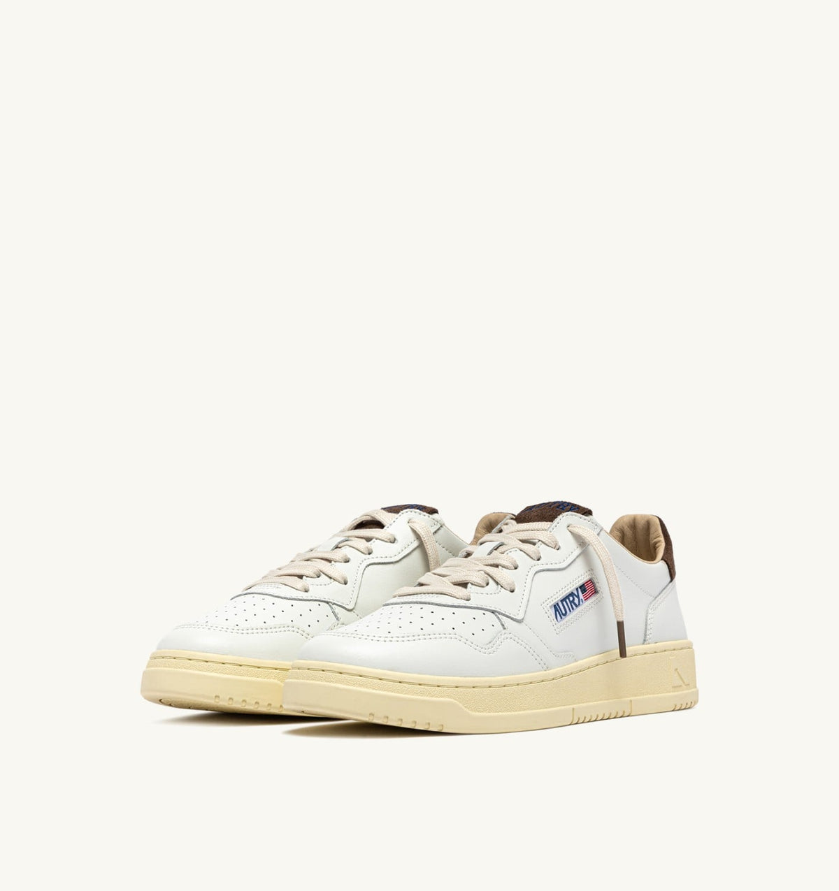 Man MEDALIST LOW SNEAKERS IN WHITE LEATHER AND CHOCOLATE CHIP SUEDE