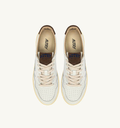 Man MEDALIST LOW SNEAKERS IN WHITE LEATHER AND CHOCOLATE CHIP SUEDE