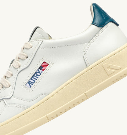 Man MEDALIST LOW SNEAKERS IN WHITE AND MALLARD BLUE LEATHER
