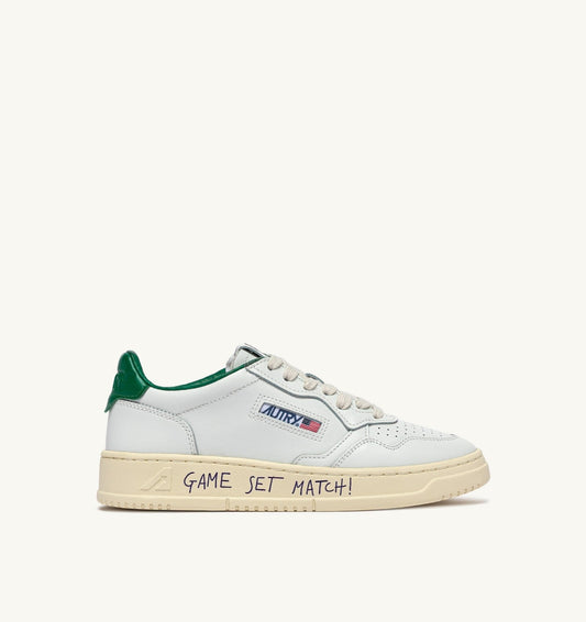 Man MEDALIST LOW SNEAKERS IN LEATHER COLOR WHITE AND GREEN JACKET WITH LETTERING
