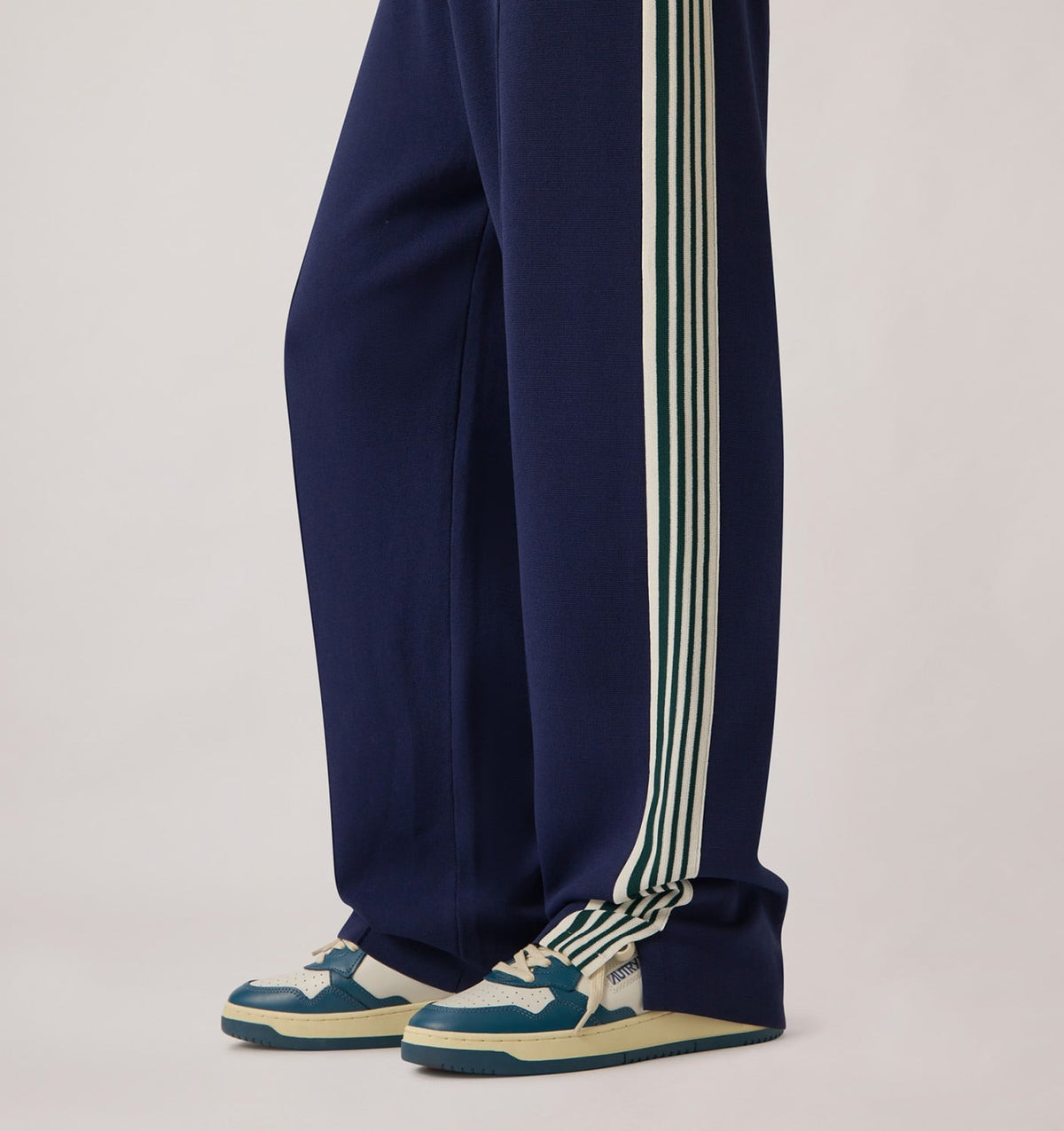 Man MEDALIST LOW BICOLOR SNEAKERS IN WHITE AND MALLARD BLUE LEATHER