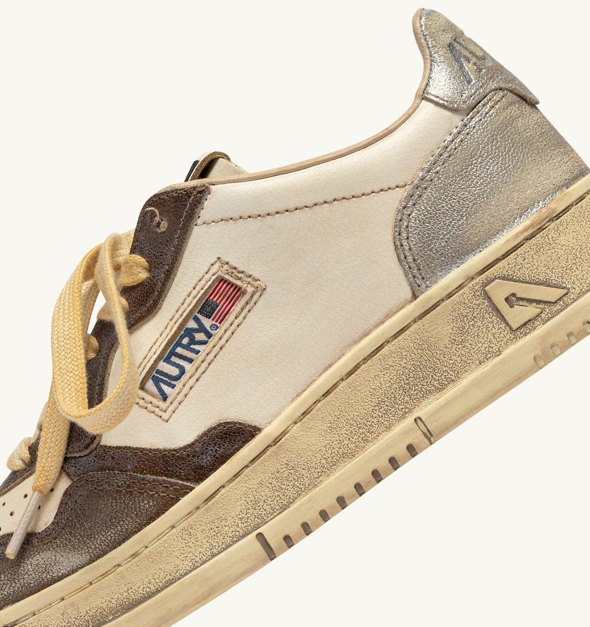 Man MEDALIST LOW SUPER VINTAGE SNEAKERS IN CHOCOLATE AND SILVER LEATHER