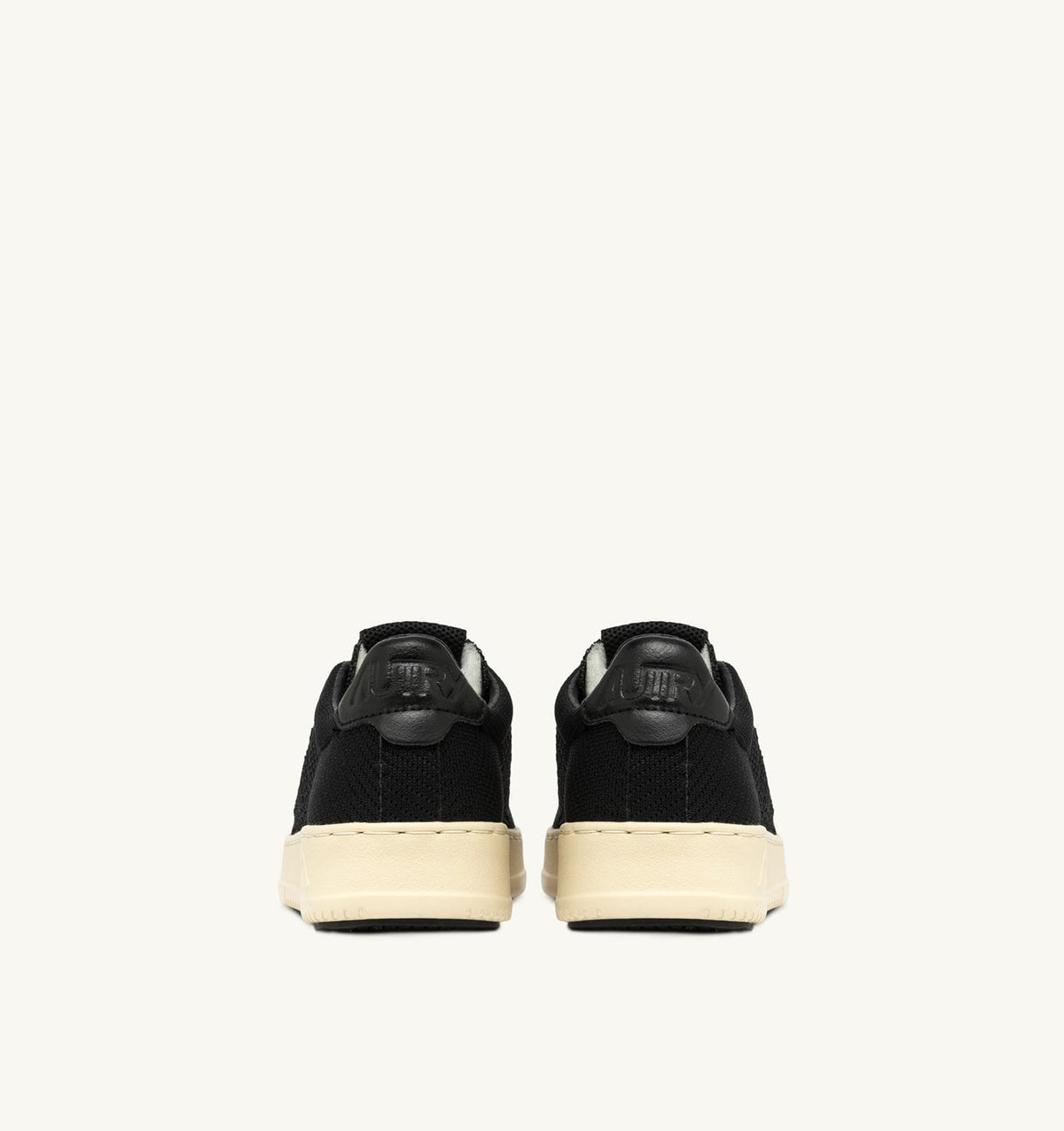 Man EASEKNIT MEDALIST LOW SNEAKERS IN BLACK COLOR KNIT