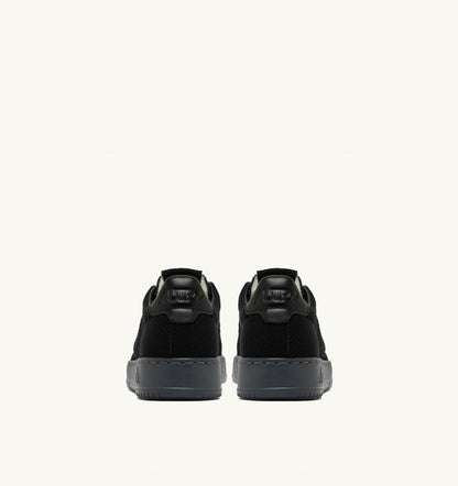 Man MEDALIST EASEKNIT LOW SNEAKERS IN BLACK KNIT