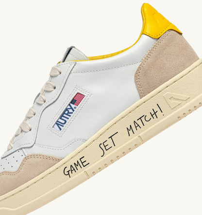 Man MEDALIST LOW SNEAKERS IN WHITE LEATHER AND SLICKER SUEDE WITH LETTERING