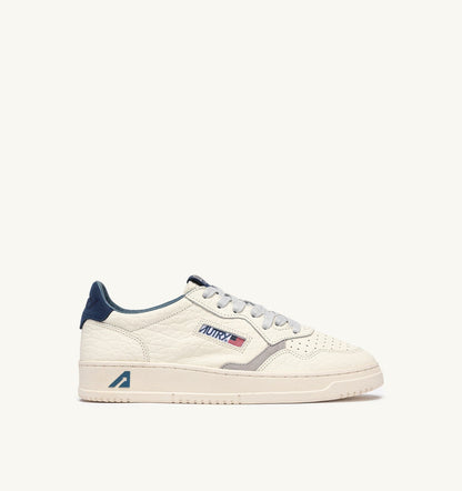 Man MEDALIST LOW SNEAKERS IN BLUE DEPTHS AND VAPOR LEATHER