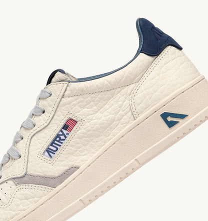 Man MEDALIST LOW SNEAKERS IN BLUE DEPTHS AND VAPOR LEATHER