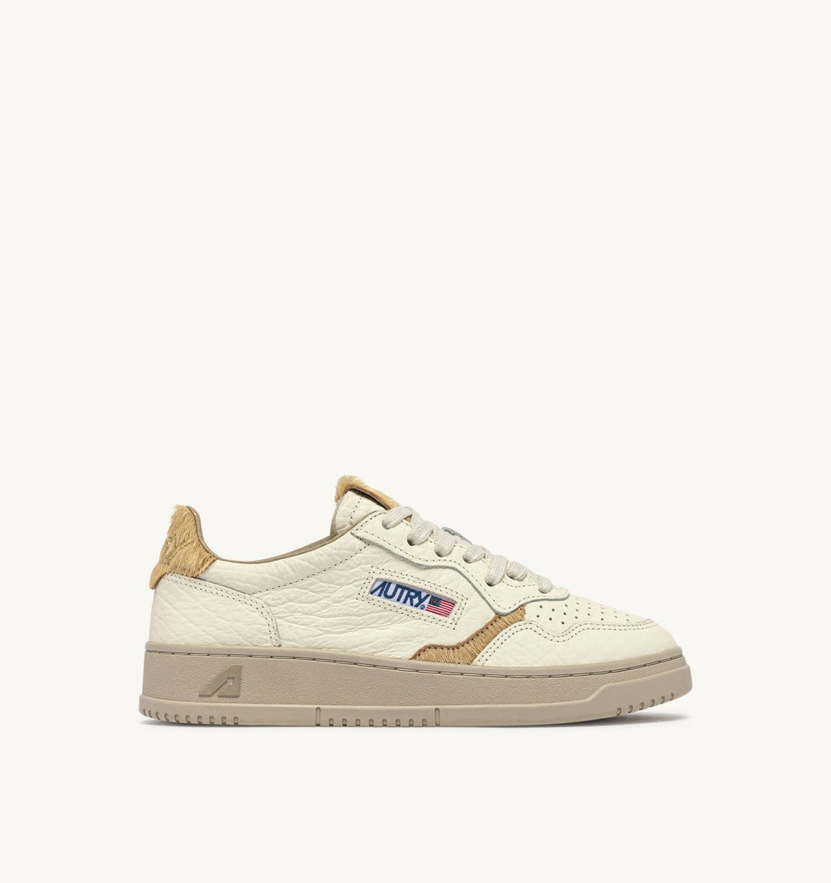 Man MEDALIST LOW SNEAKERS IN SAND LEATHER