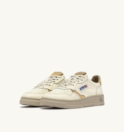 Man MEDALIST LOW SNEAKERS IN SAND LEATHER