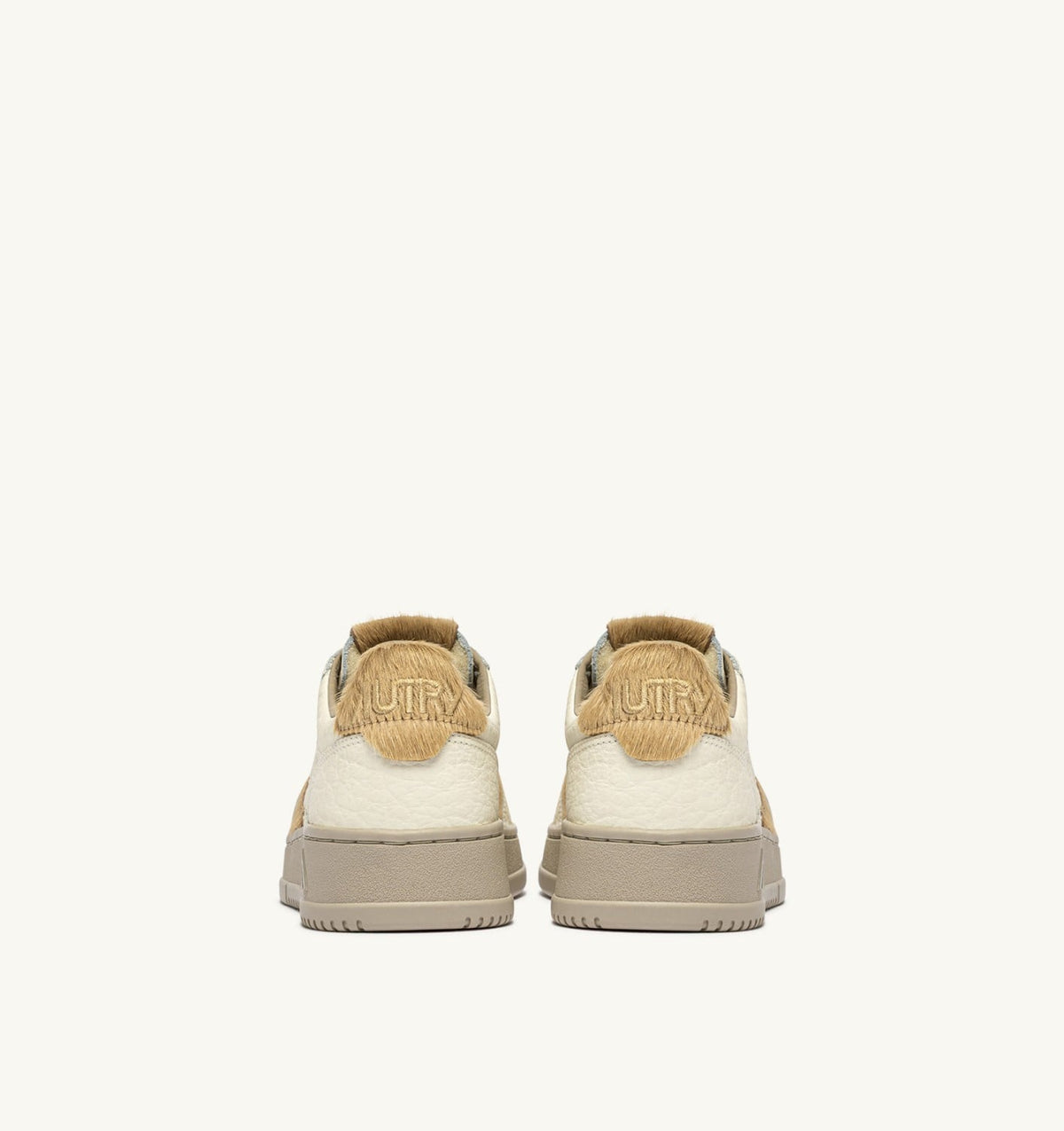 Man MEDALIST LOW SNEAKERS IN SAND LEATHER