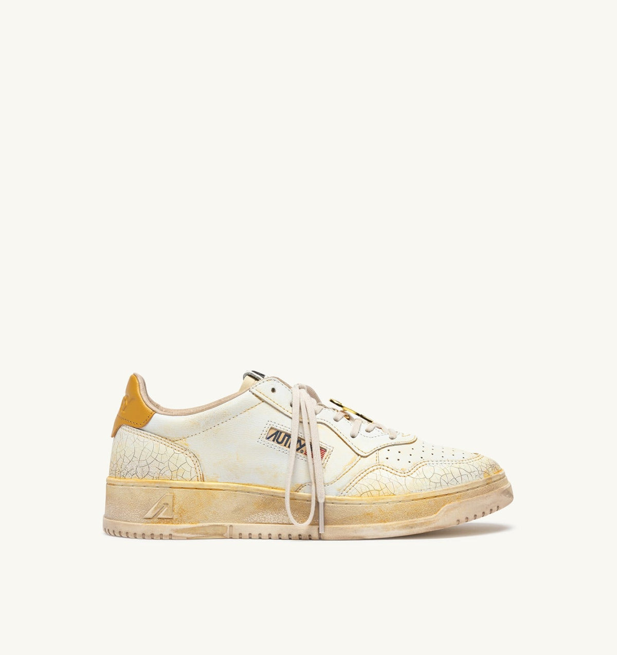 Man MEDALIST LOW SUPER VINTAGE SNEAKERS IN WHITE AND YELLOW LEATHER